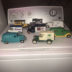Vintage Eartl Piggy Banks!! Die Cast Truck Banks! 