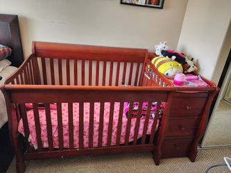 Crib With Dresser