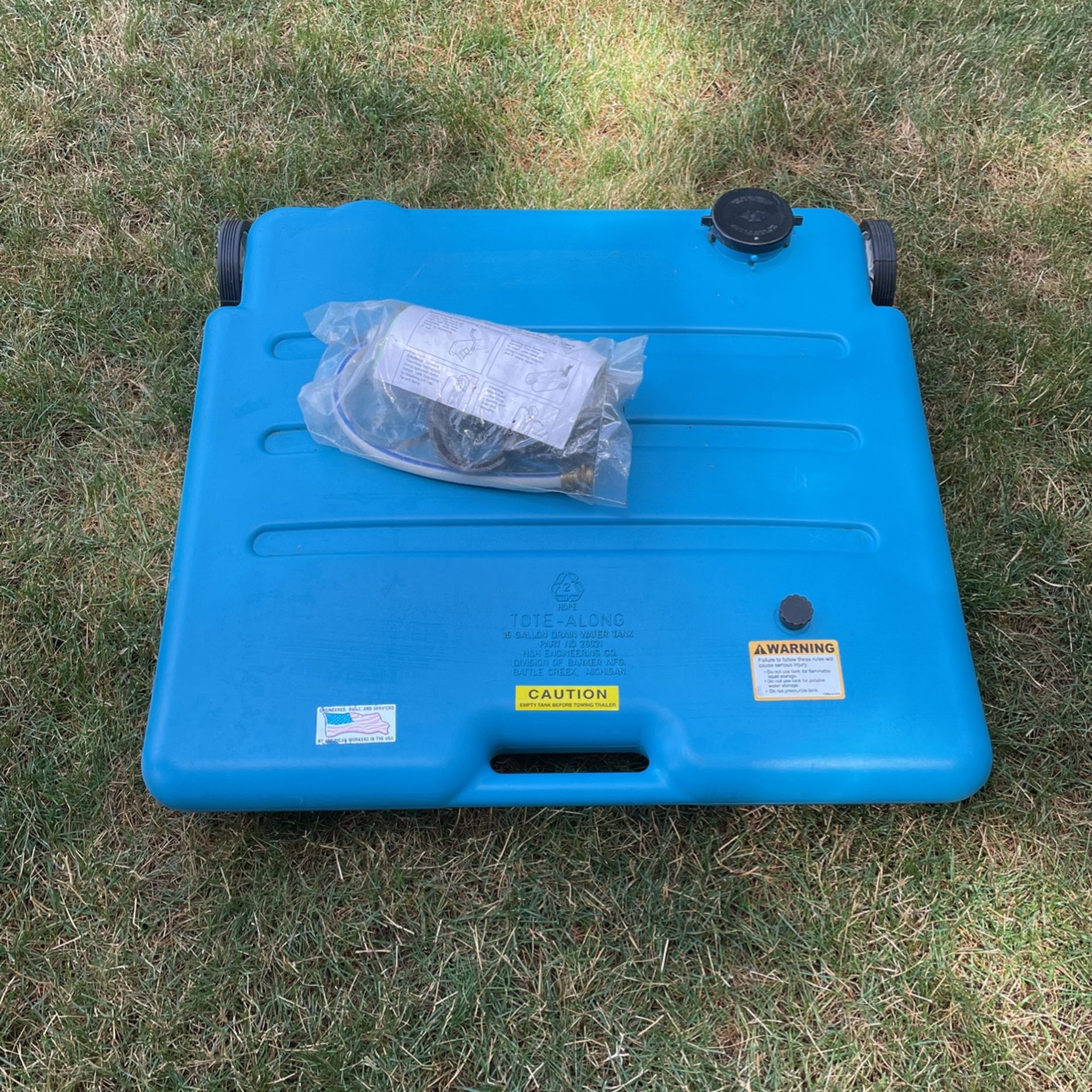 Barker Tote Tank