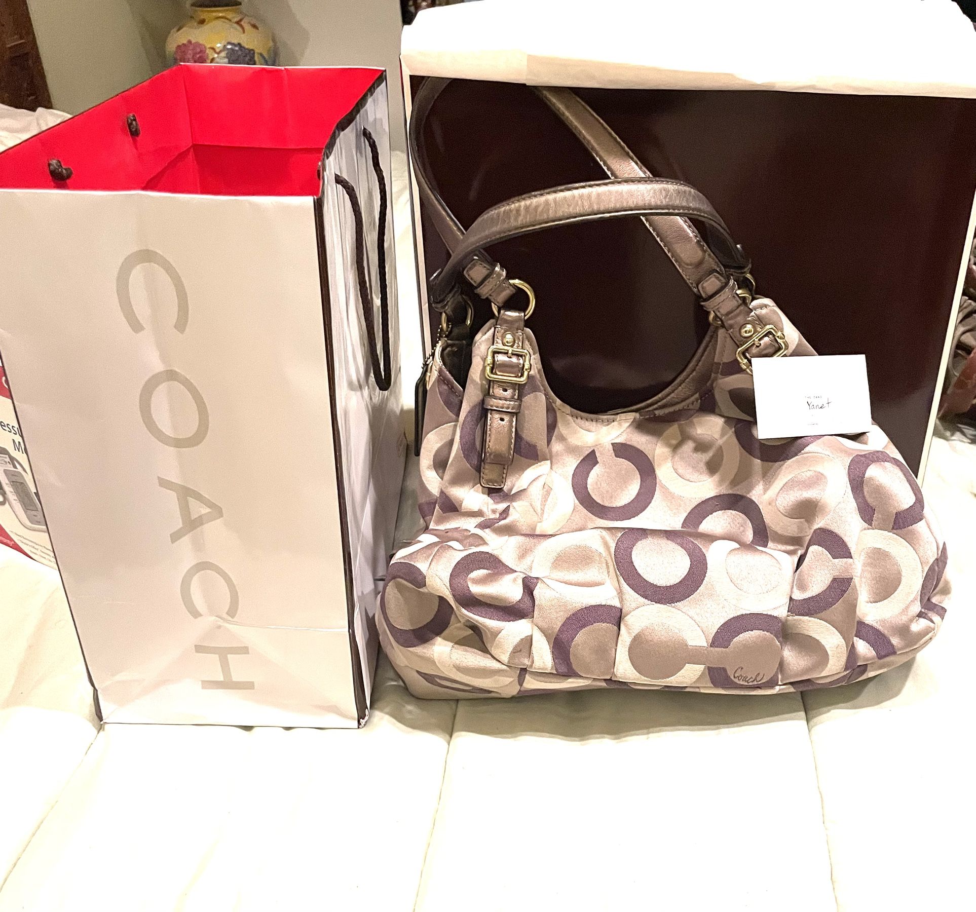 Vintage Luxe Coach Bag & Box/bag…
