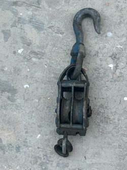 Heavy Duty Double Pulley Block with Hook