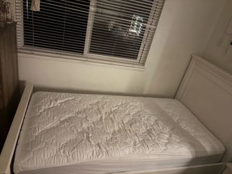 White pottery barn kids twin bed