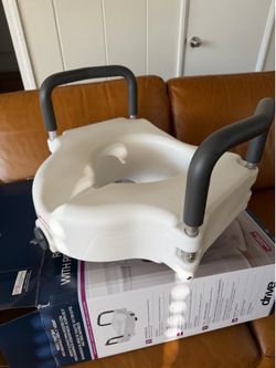 Drive Medical 2-in-1 Raised Toilet Seat