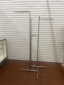 Clothing rack
