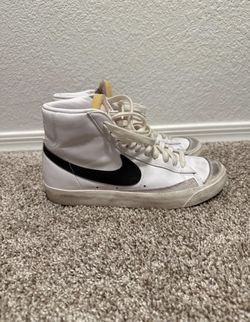✨Nike Blazer Mids✨