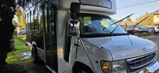 1998 Ford E-350