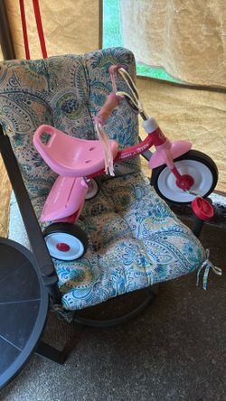 Like New Pink Radio Flyer Bike