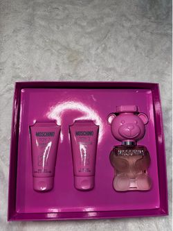 Moschino toy 2