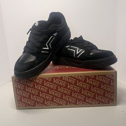 VANS “UPLAND SHOE IN BLACK /  WHITE”