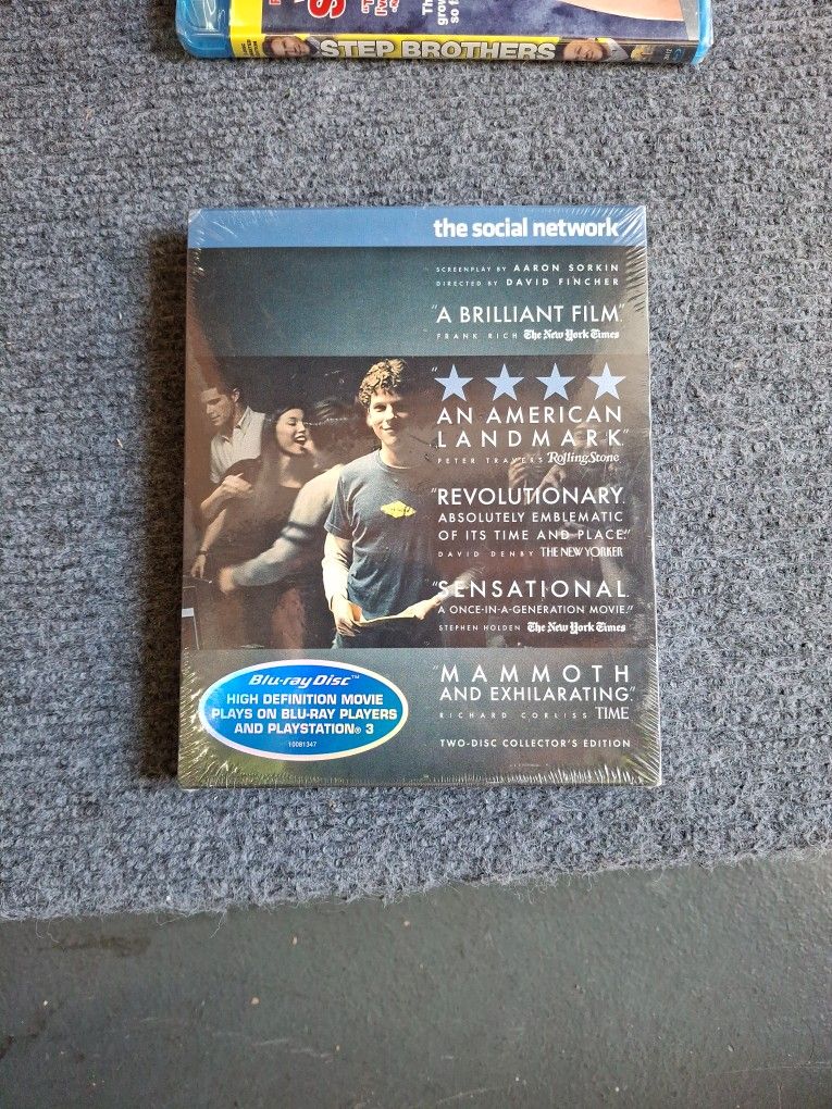 the social network DVD: Jesse Eisenberg: Brand New/ Sealed
/ Brand New Blue RAY DISC