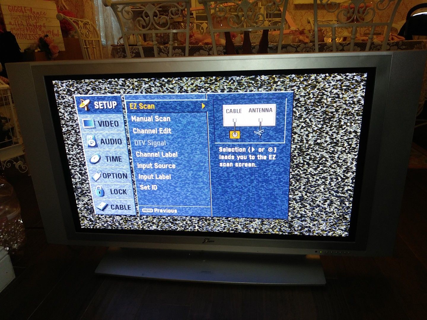 Zenith 42 inch plasma TV