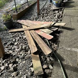 Picket Fence/ Free Lumber Firewood