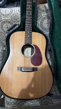 Martin DR Dreadnought Acoustic Guitar with Case