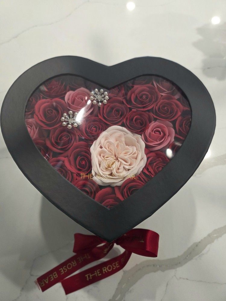 Mothers Day (The Rose Bear)