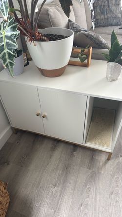 Litter Box Enclosure Table