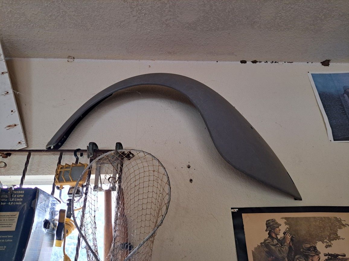 VOLKSWAGEN REAR LEFT SIDE FENDER