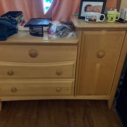 Baby Changing Table/ Dresser