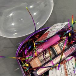 Makeup Easter Egg