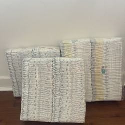 Diapers Size 1 - 210 Diapers Unopened Bags - Adding Assorted 13 For Free