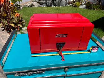Snap On anniversary miniature tool chest