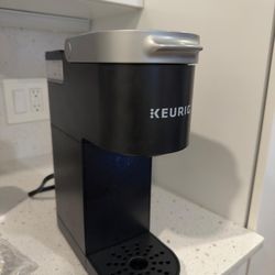 Keurig K-Mini Plus Single Serve K-Cup Pod Coffee Maker