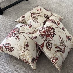 Decorative pillows for the couch.