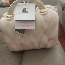Marcy McKenna Beauty Case