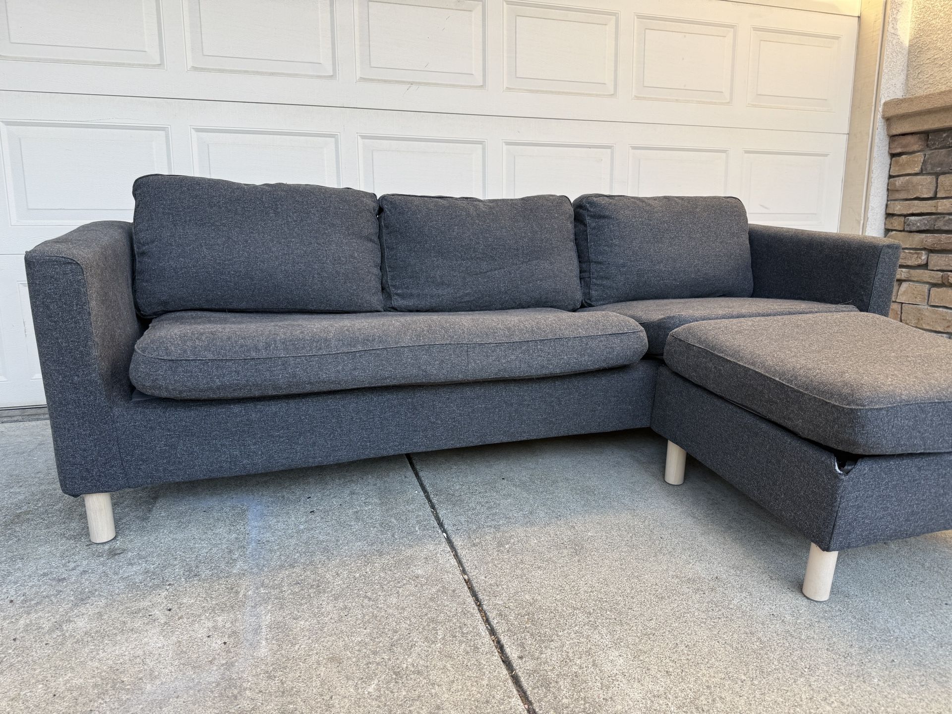 🚚📦FREE DELIVERY ~ COMPACT SECTIONAL SOFA ~ (will fit most homes)