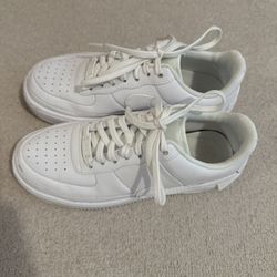 Women’s Nike Air Force 1 Size 8