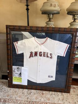 autographed jersey, Angels pitcher Scot Shields