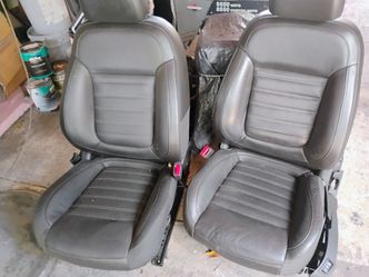 Electric bucket seats