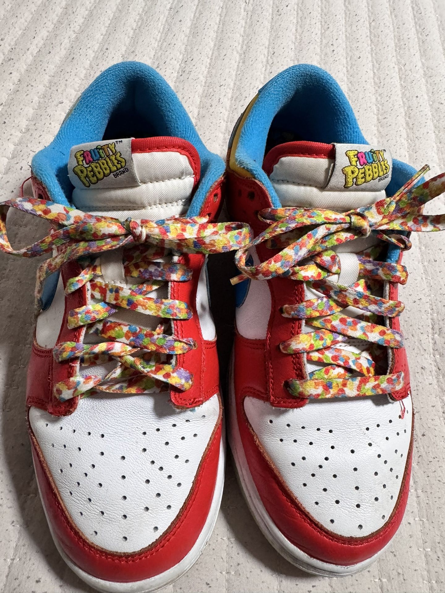 Nike Dunk Low QS Men's LeBron James Fruity Pebbles Size 5.5