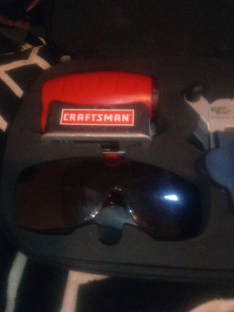 Craftsman Laser Level. 4 In 1