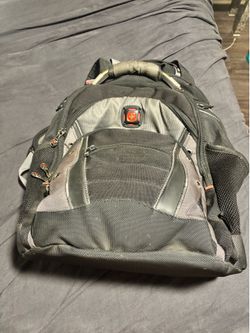 Swiss gear laptop backpack