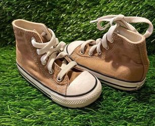 Converse kid size 7c used no box