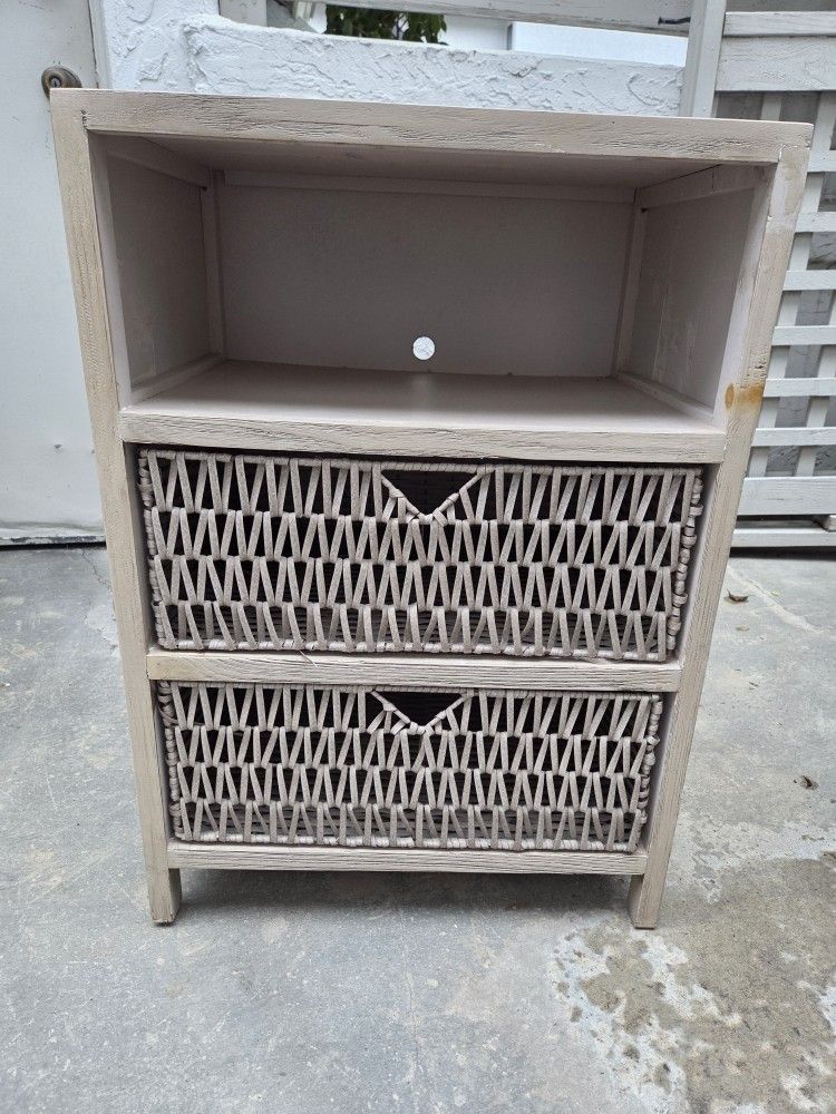 End Table / Nightstand