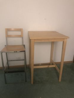 Tall Bar Table Includes 3 Chairs