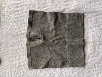 (2) Yoga Shorts