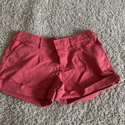 GUESS Coral Shorts – Size 28 – NWT