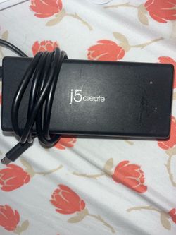 j5create 100W USB-C Super charger