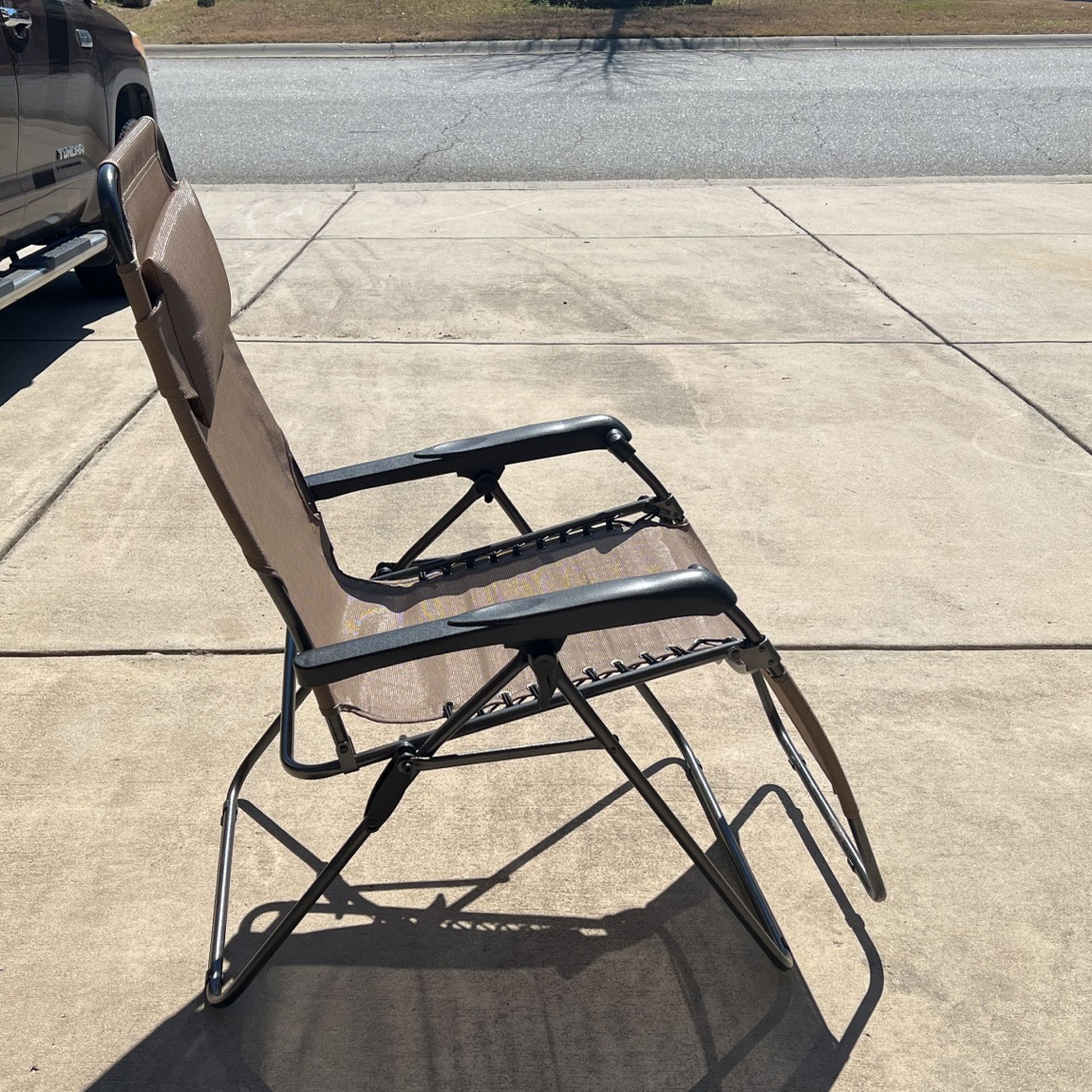 Dura Mesh Lounger