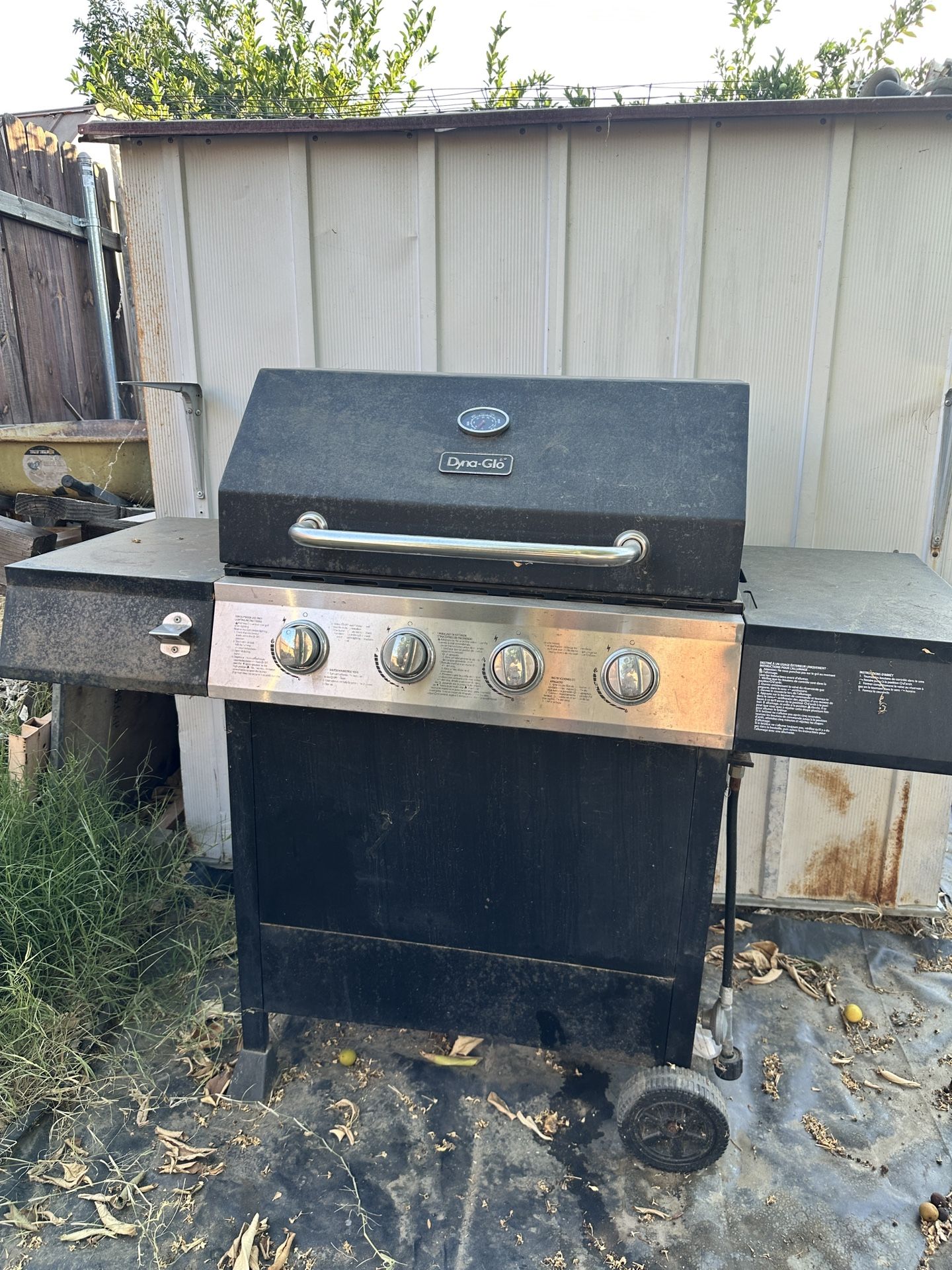 Dyna-Glo Gas Grill BBQ