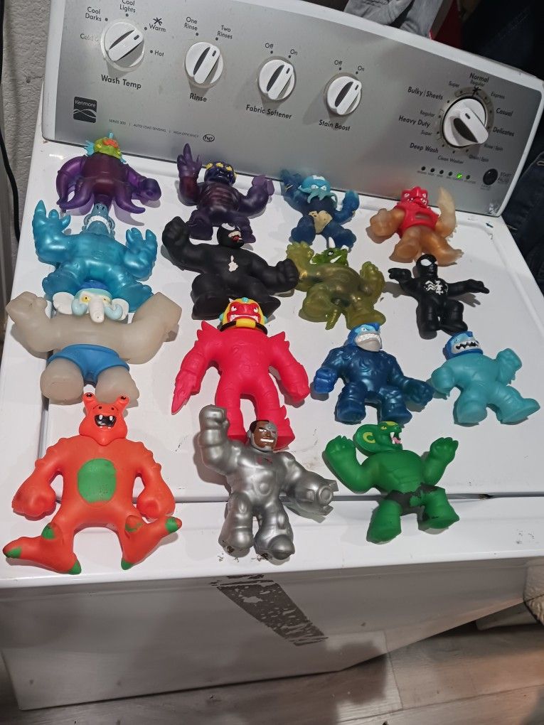 15 Héroes of Goo jit zu X ray action figures, set collection Good Condition .