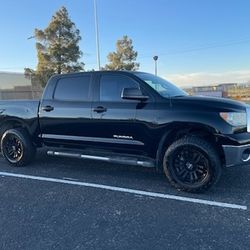 2012 Toyota Tundra Crewmax 