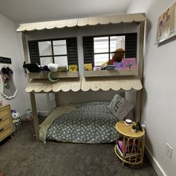 Bunk Bed 