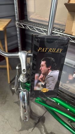 Pat Riley Los Angeles Lakers Bobblehead Box