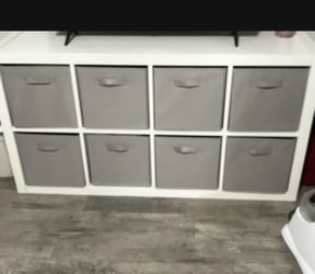 WHITE DRESSER/BOOKCASE /ROOM DIVIDER