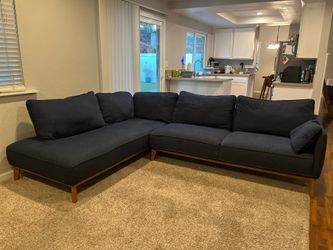 Jollene 113” Sectional Sofa – Midnight Blue – Excellent Condition
