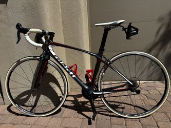 women's Giant LIV Avail 1 carbon fibre bike