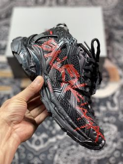 b.alenciaga runner 
